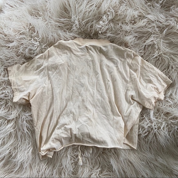 Lace-Up Crop Tee - Picture 3 of 3